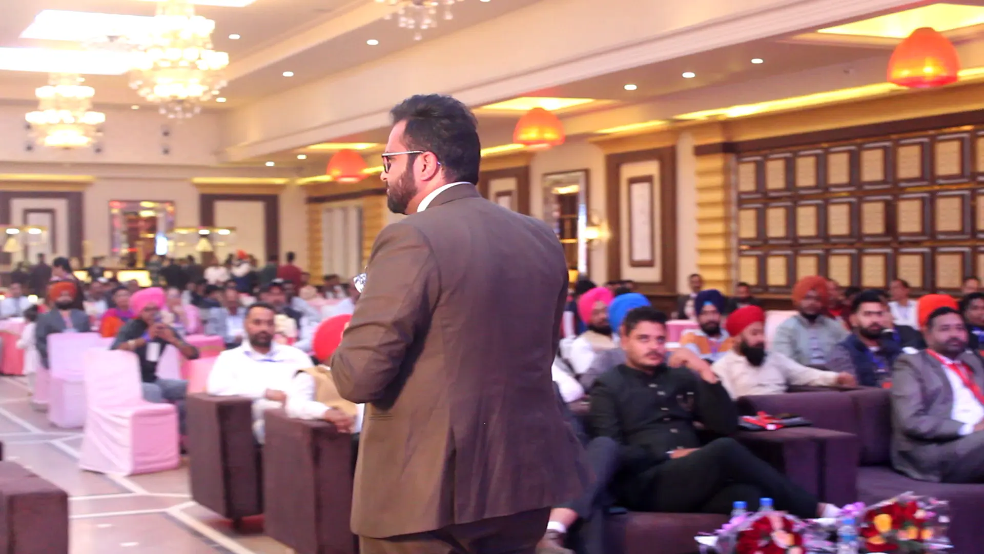 Best Keynote Speaker in Bangalore - Anmol Dhamija